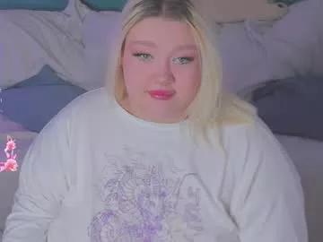 lilybelll from Chaturbate