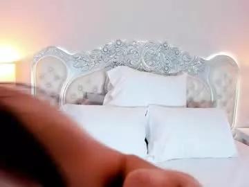 linnaevanson from Chaturbate