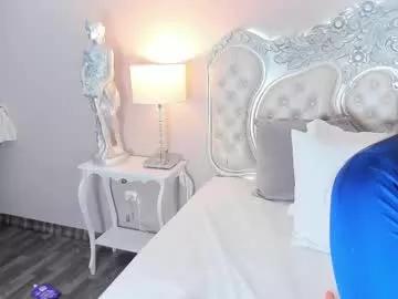 linnaevanson from Chaturbate