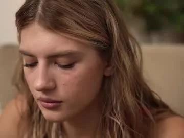 lipsnberry_ from Chaturbate is Freechat
