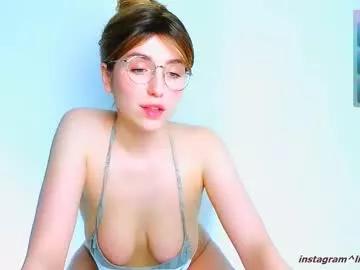 litlle_flowers from Chaturbate