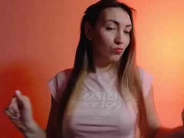 little___angell from Chaturbate