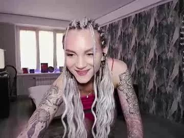 little_birdy from Chaturbate