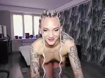 little_birdy from Chaturbate