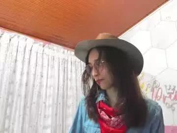 little_doll4u_ from Chaturbate