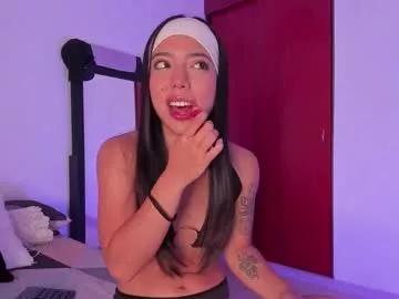 little_kayla_ from Chaturbate