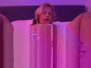 little_lies from Chaturbate