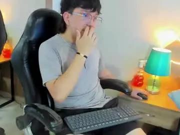 little_mattew from Chaturbate is Freechat