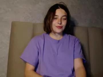 little_mia__ from Chaturbate