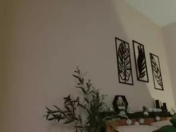 little_pearl_ from Chaturbate