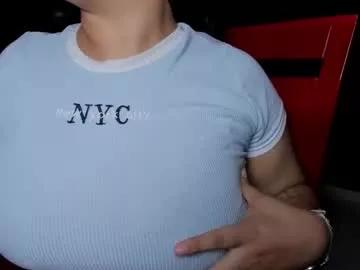 little_shaara from Chaturbate