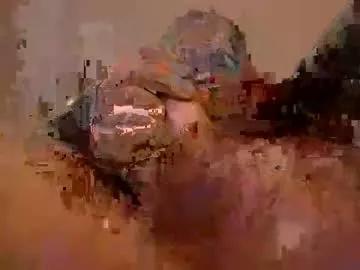 littlebitch2004 from Chaturbate