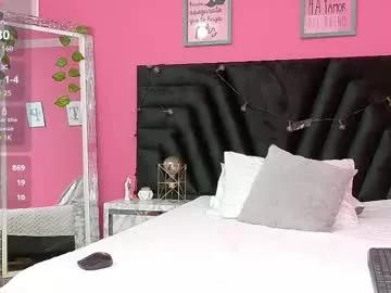 littleebonymommy from Chaturbate