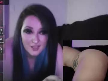 littlemonsterkitten from Chaturbate