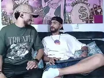 Lobocruzhair1 from Chaturbate