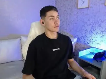 Freechat loganfoster_ on Chaturbate