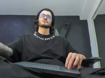 loggan_donnelly from Chaturbate