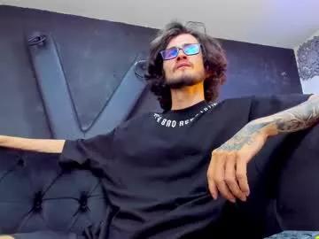 loggan_donnelly from Chaturbate