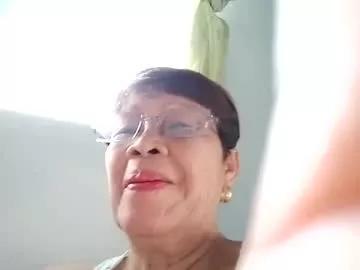 lolamommie from Chaturbate
