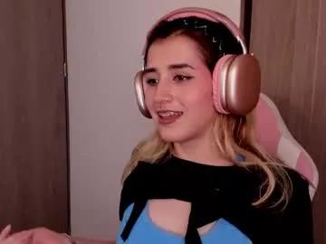 lollypetitte_ from Chaturbate