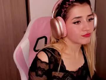 lollypetitte_ from Chaturbate