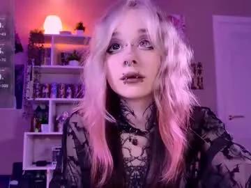 lollyshy__ from Chaturbate