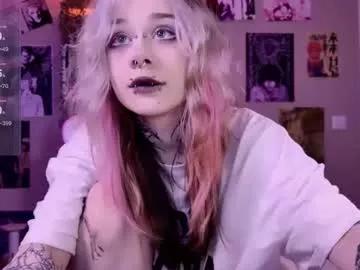 lollyshy__ from Chaturbate