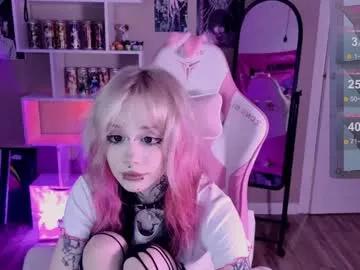 lollyshy__ from Chaturbate