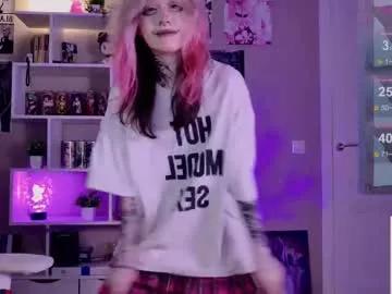 lollyshy__ from Chaturbate