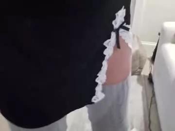 lookinginla from Chaturbate