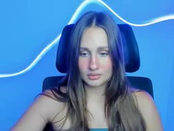 Lora_kisses from Chaturbate
