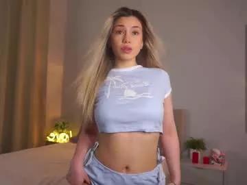 loraalvey from Chaturbate is Freechat