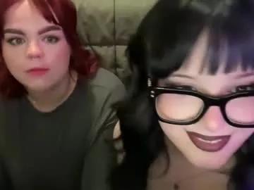 Lottiepoppie from Chaturbate