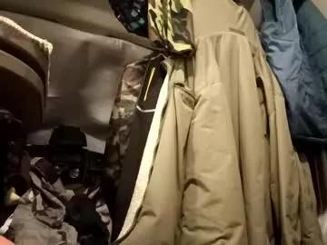 Lovefeetcams27 from Chaturbate