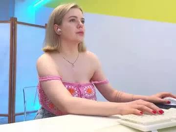 lovlybambi from Chaturbate