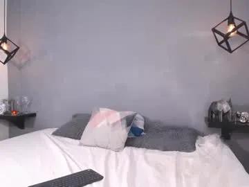 Luciana_graay from Chaturbate