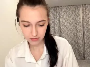 Freechat lucibeveridge on Chaturbate