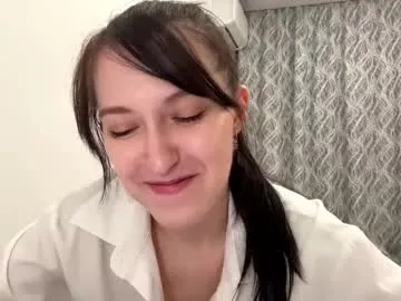 Freechat lucibeveridge on Chaturbate