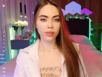 Freechat lucifiella on Chaturbate