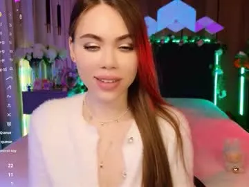 Freechat lucifiella on Chaturbate