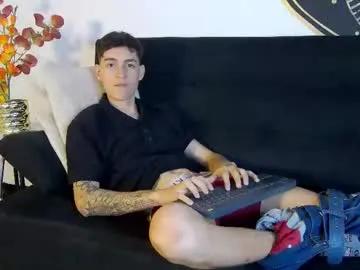 Luke_savagge from Chaturbate