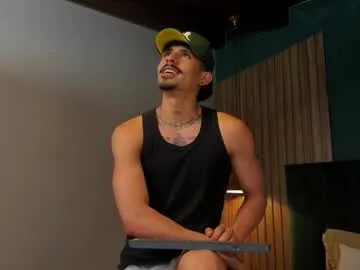 Freechat lukeetaylor_ on Chaturbate