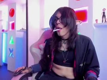 Freechat lullaby_charade on Chaturbate