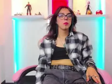 Freechat lullaby_charade on Chaturbate