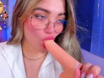 luna_volk from Chaturbate is Freechat