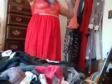luxuriousuburbawife from Chaturbate