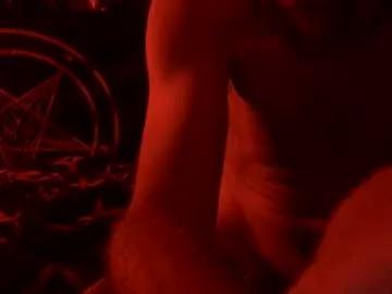 luxxsix86 from Chaturbate