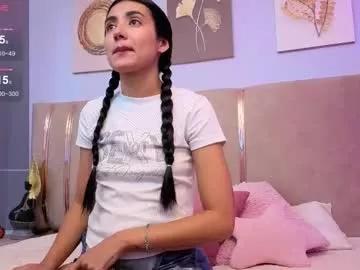 lyl_cristal from Chaturbate