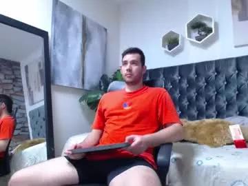 maatt_de_luca from Chaturbate