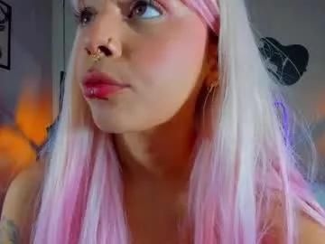 Maddiiebrooks from Chaturbate